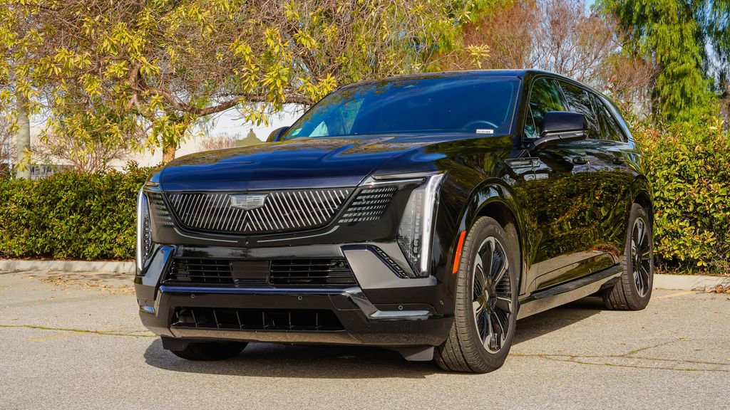 New 2025 Cadillac Escalade IQ Sport 2 image 2