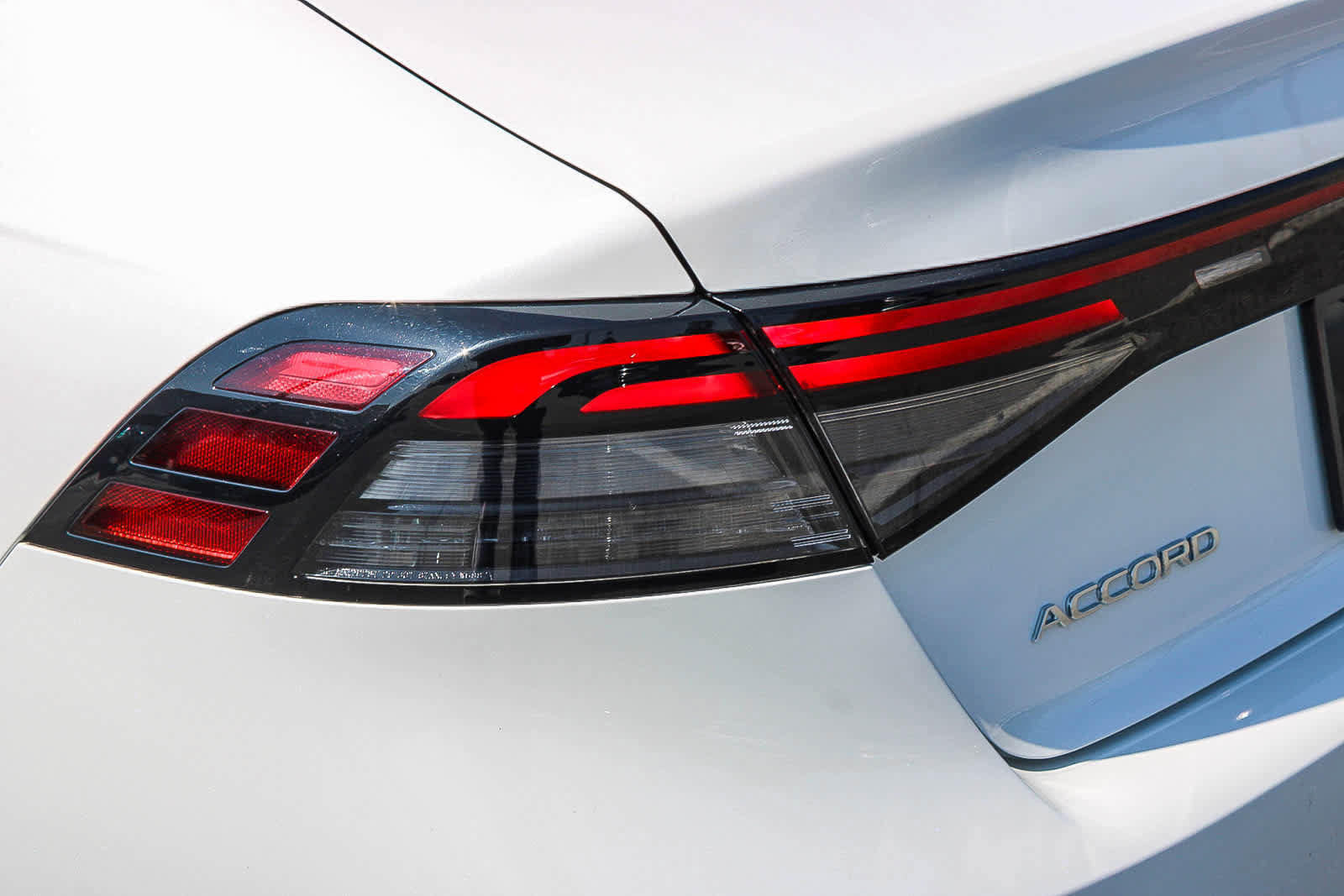 Used 2024 Honda Accord EX image 9