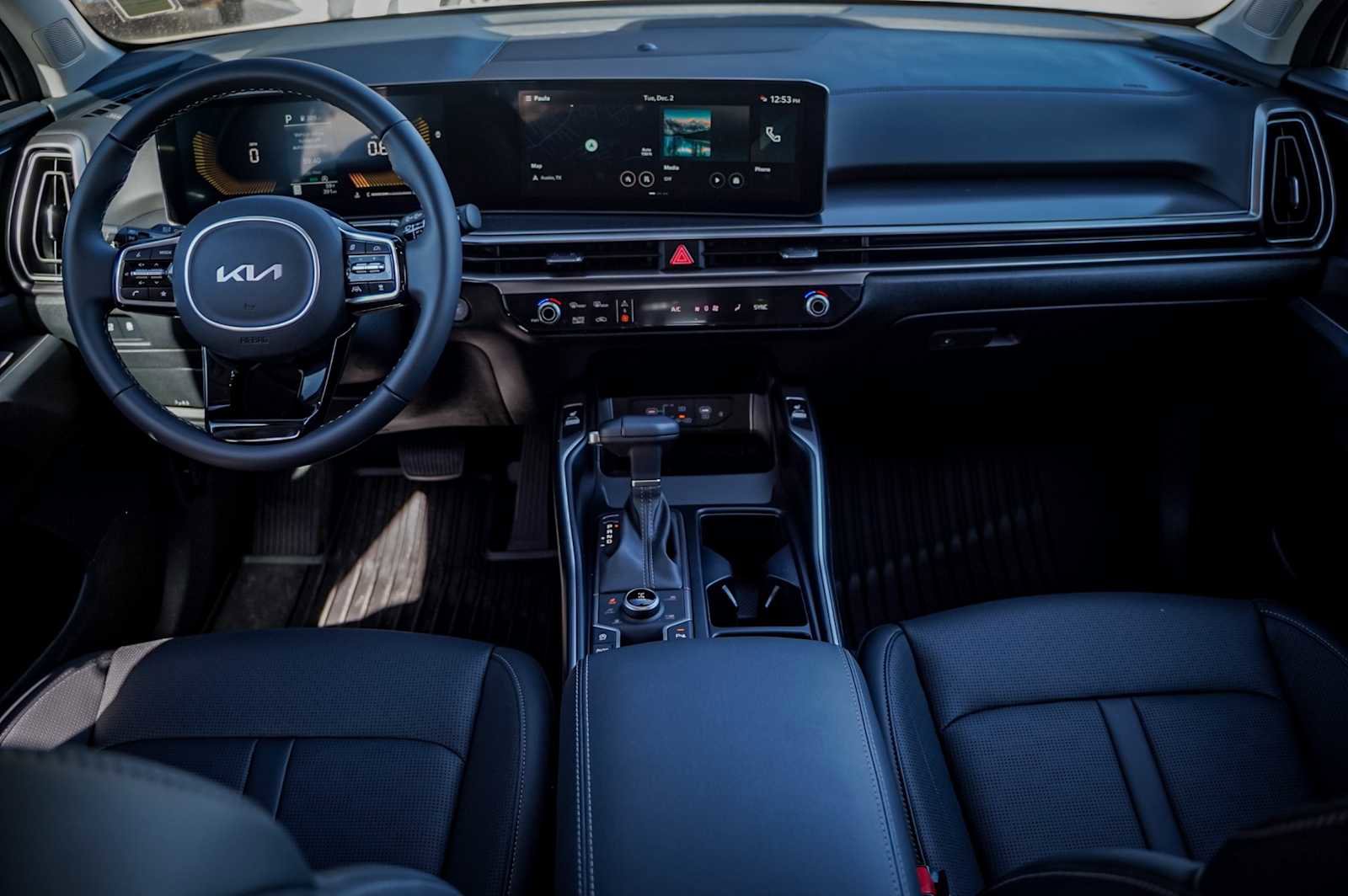 Certified 2025 Kia Sorento EX w/ Panoramic Sunroof Package image 21