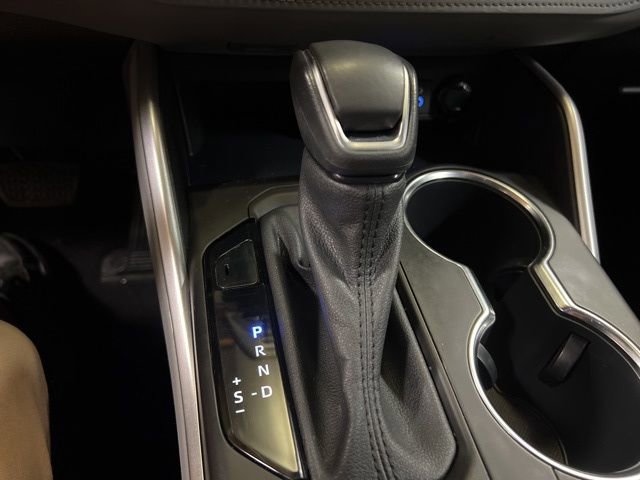 Used 2022 Toyota Highlander XLE AWD/4WD image 33