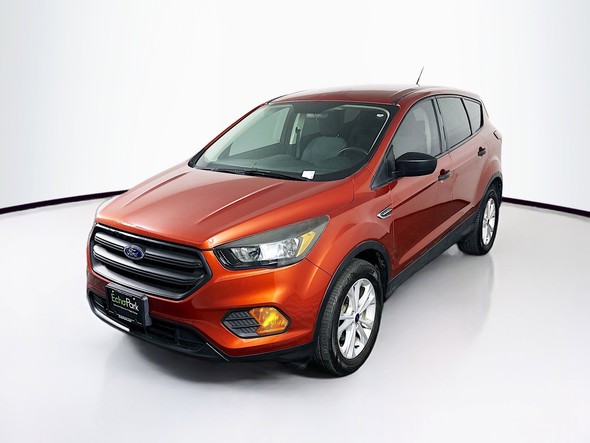 Used 2019 Ford Escape S image 3