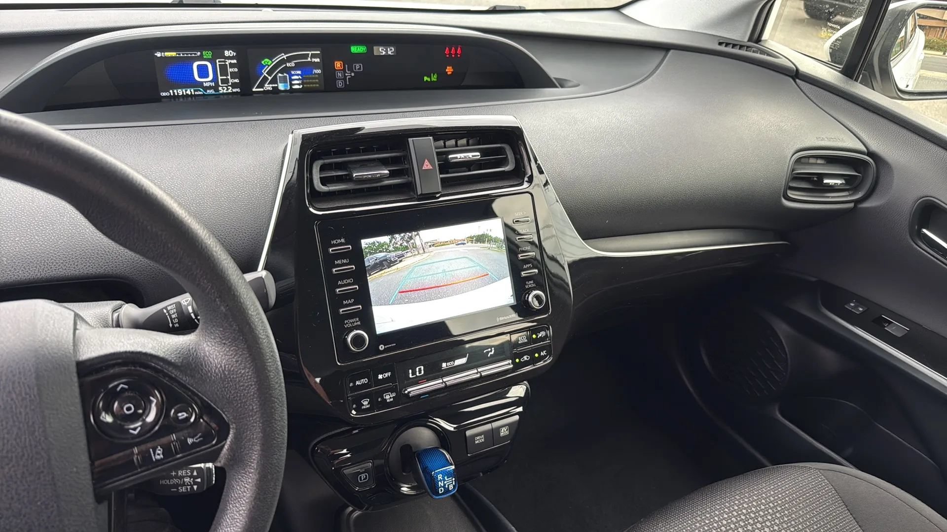 Used 2022 Toyota Prius LE FWD image 14