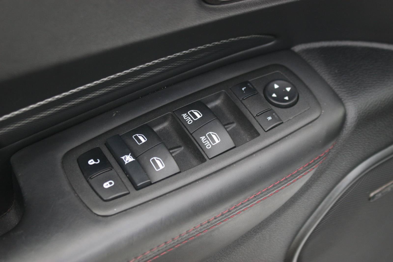 Used 2022 Dodge Durango R/T AWD/4WD image 15