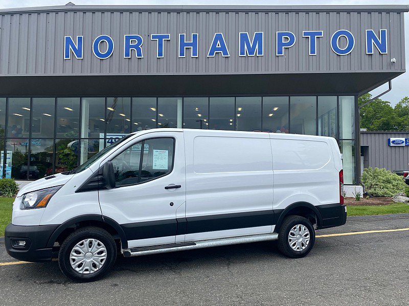 Used 2025 Ford Transit 250 Low Roof w/ Exterior Upgrade Package RWD image 4