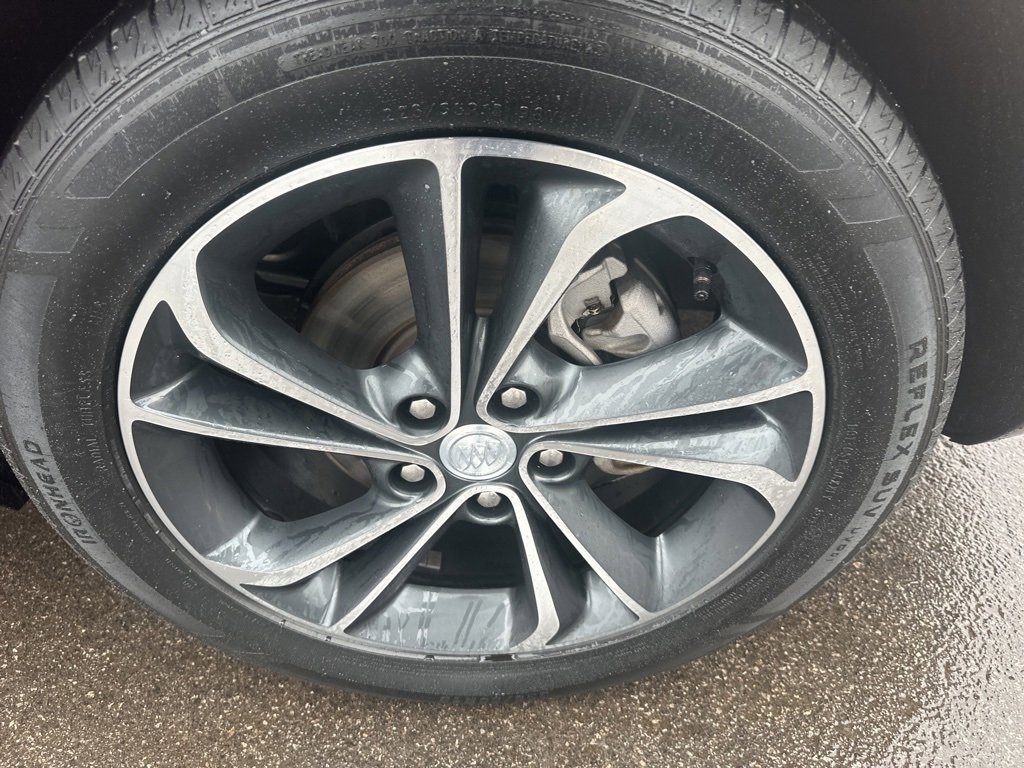 Used 2020 Buick Encore GX Essence w/ Advanced Technology Package image 29