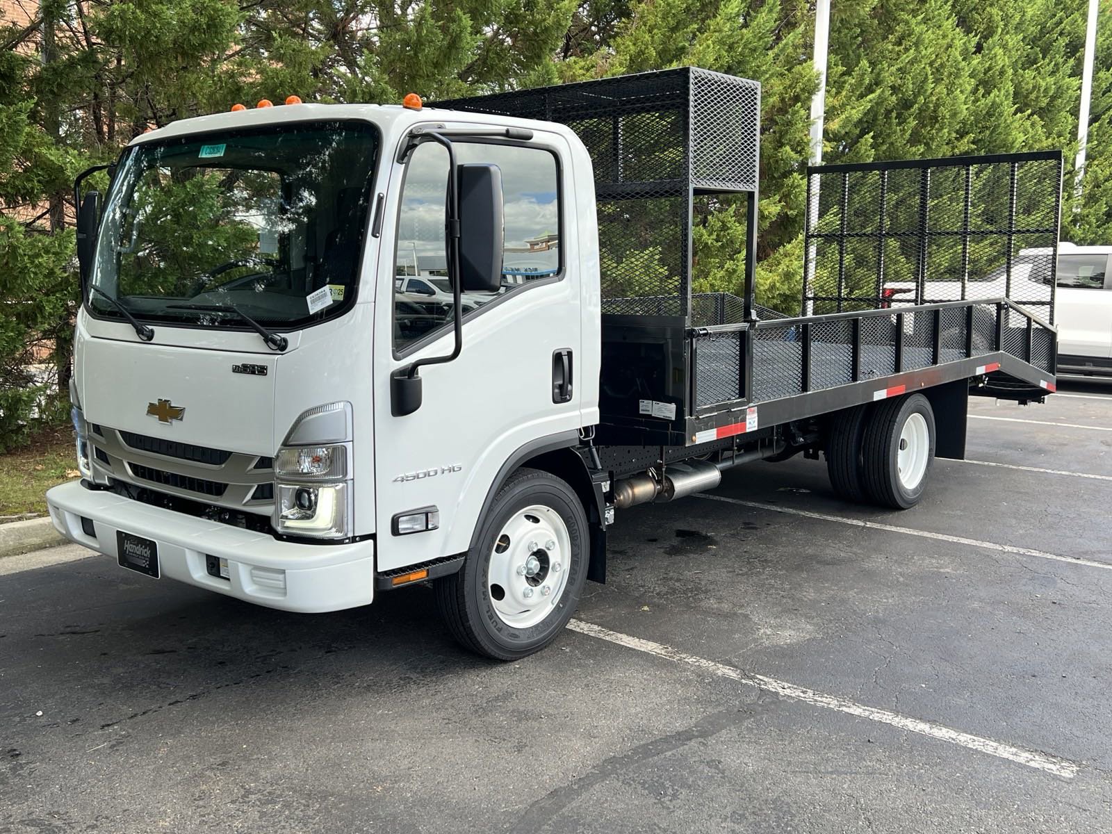 New 2025 Chevrolet Low Cab Forward image 5