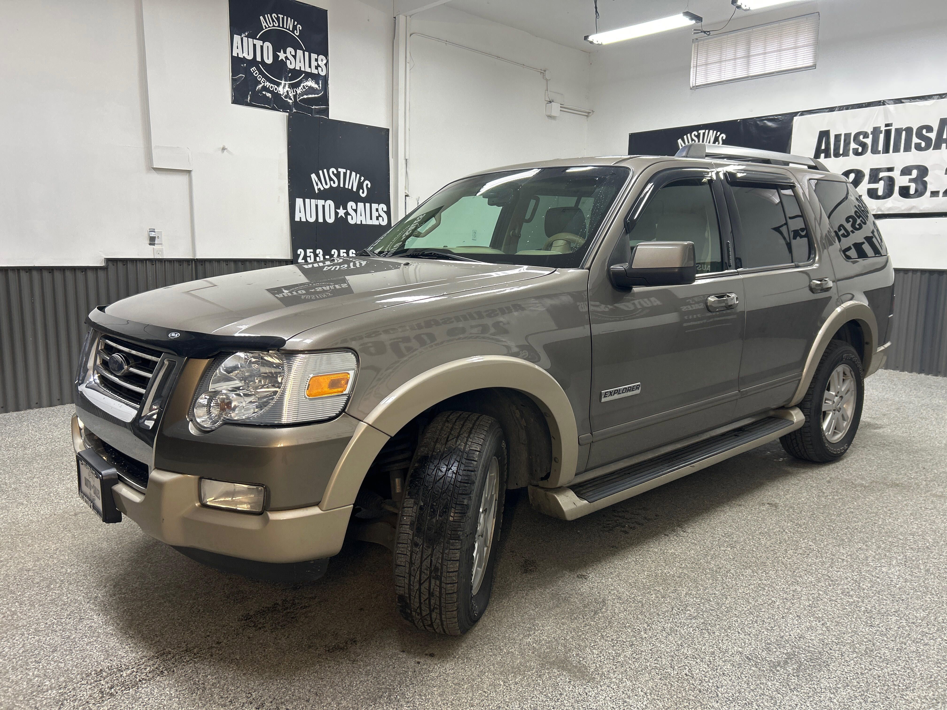 Used 2006 Ford Explorer Eddie Bauer AWD/4WD image 3