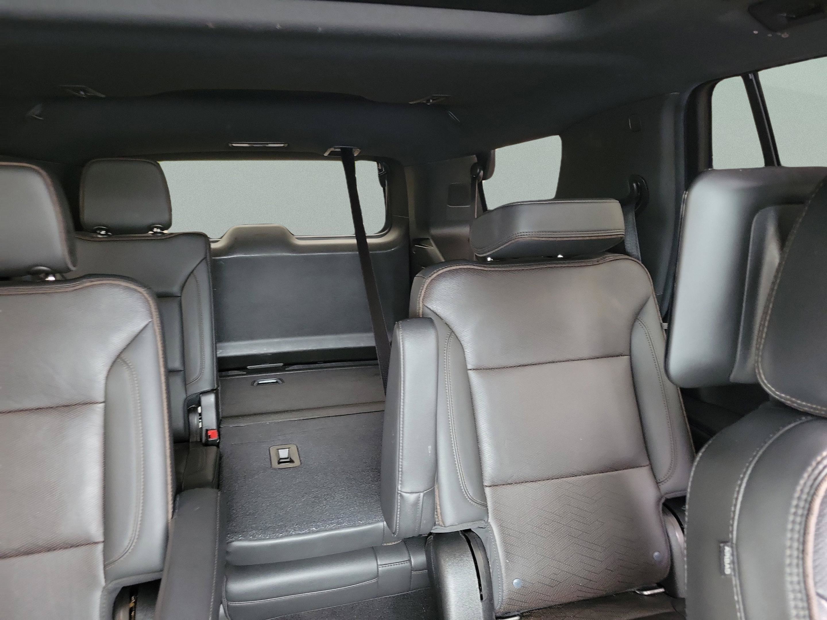 Used 2021 Chevrolet Tahoe High Country w/ Premium Package AWD/4WD image 9