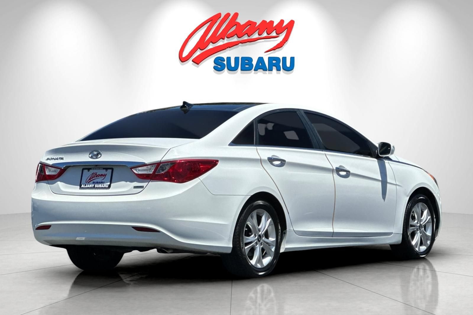 Used 2013 Hyundai Sonata Limited w/ Premium Pkg FWD image 4
