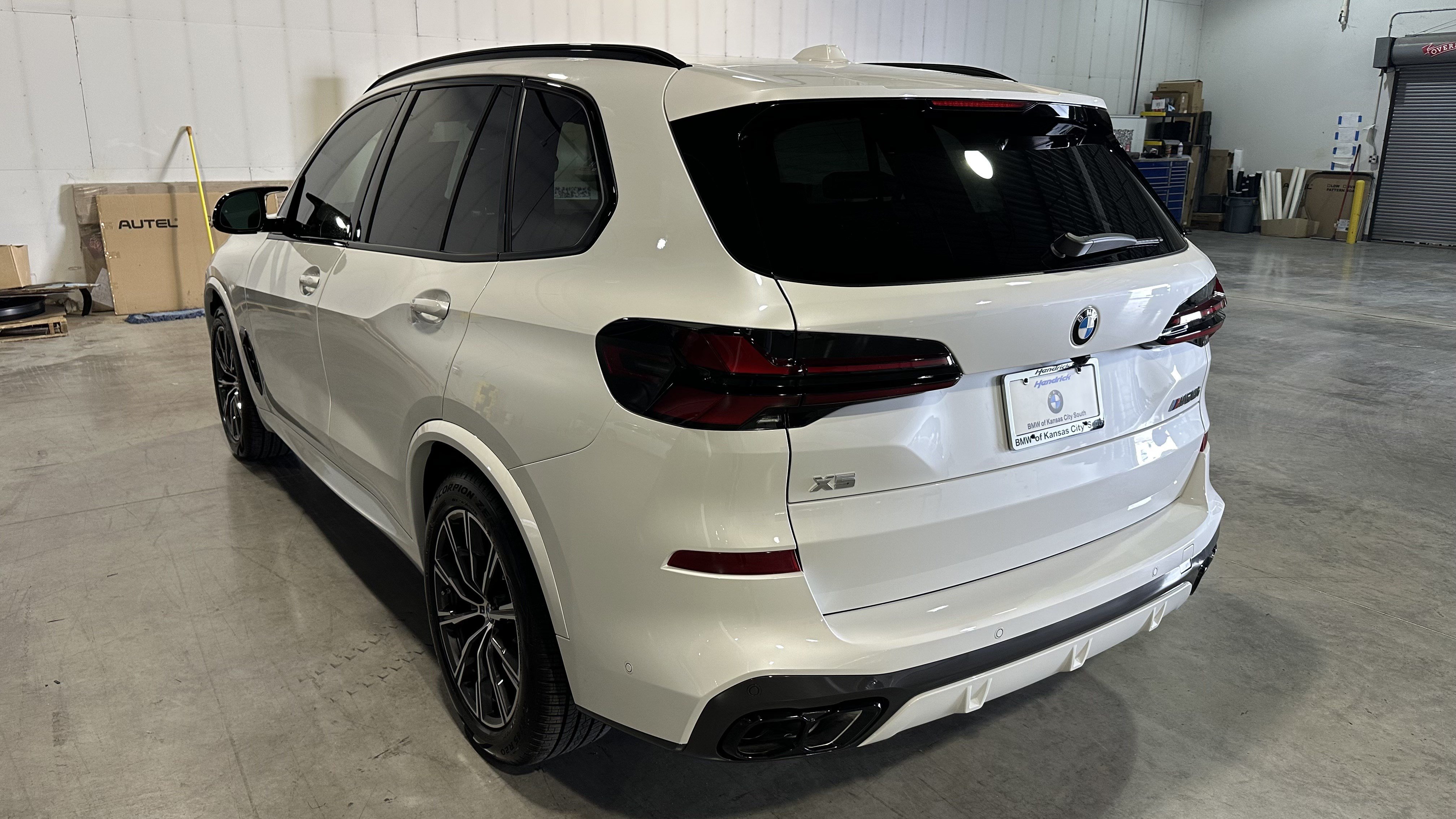 New 2026 BMW X5 M60i AWD/4WD image 8