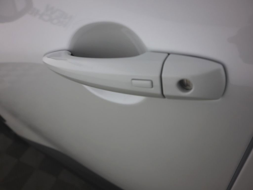 New 2026 Nissan Rogue SV image 9