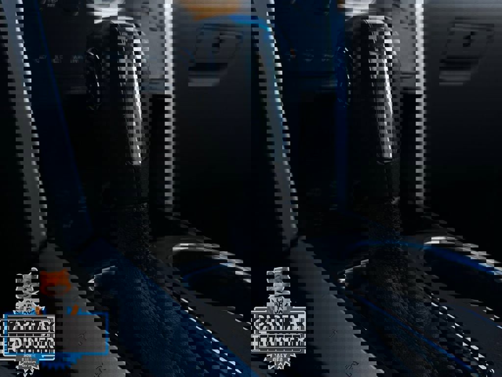 Used 2015 Ford Explorer XLT w/ Equipment Group 202A image 19