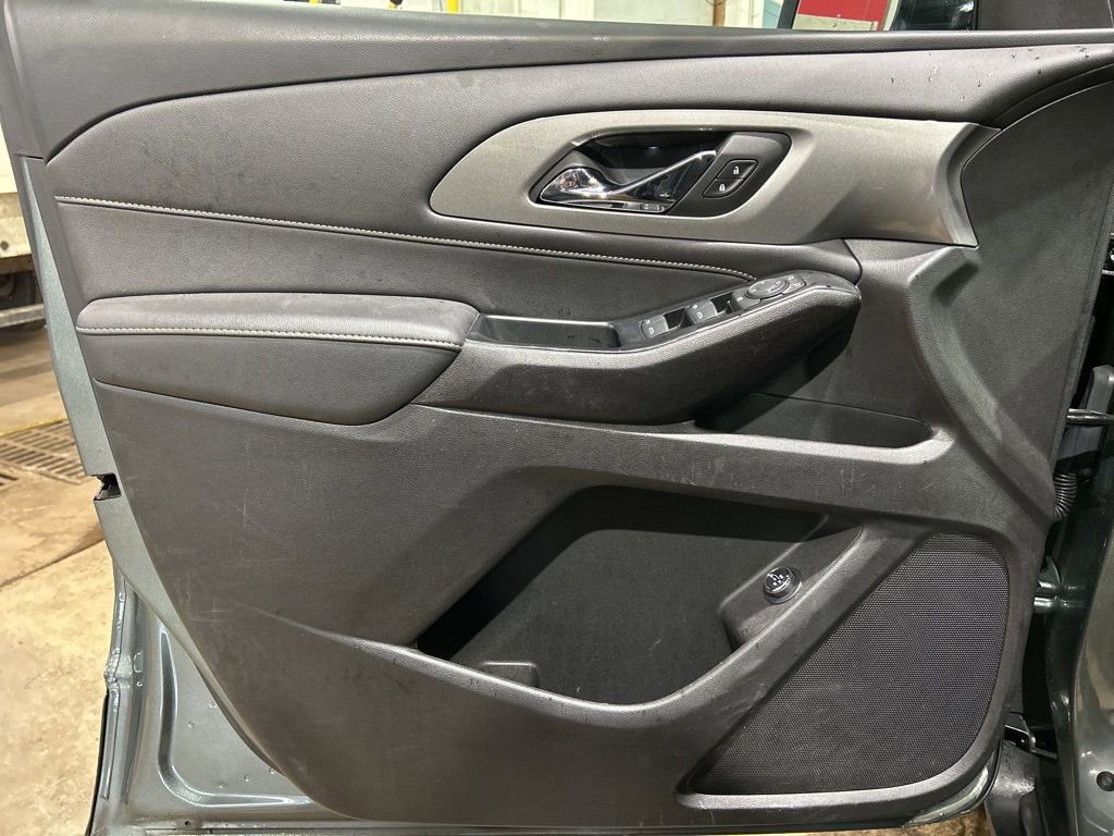 Used 2023 Chevrolet Traverse LT w/ LPO, Floor Liner Package image 14