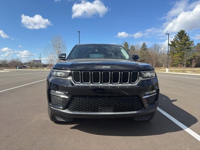 Used 2022 Jeep Grand Cherokee Limited 4xe image 8