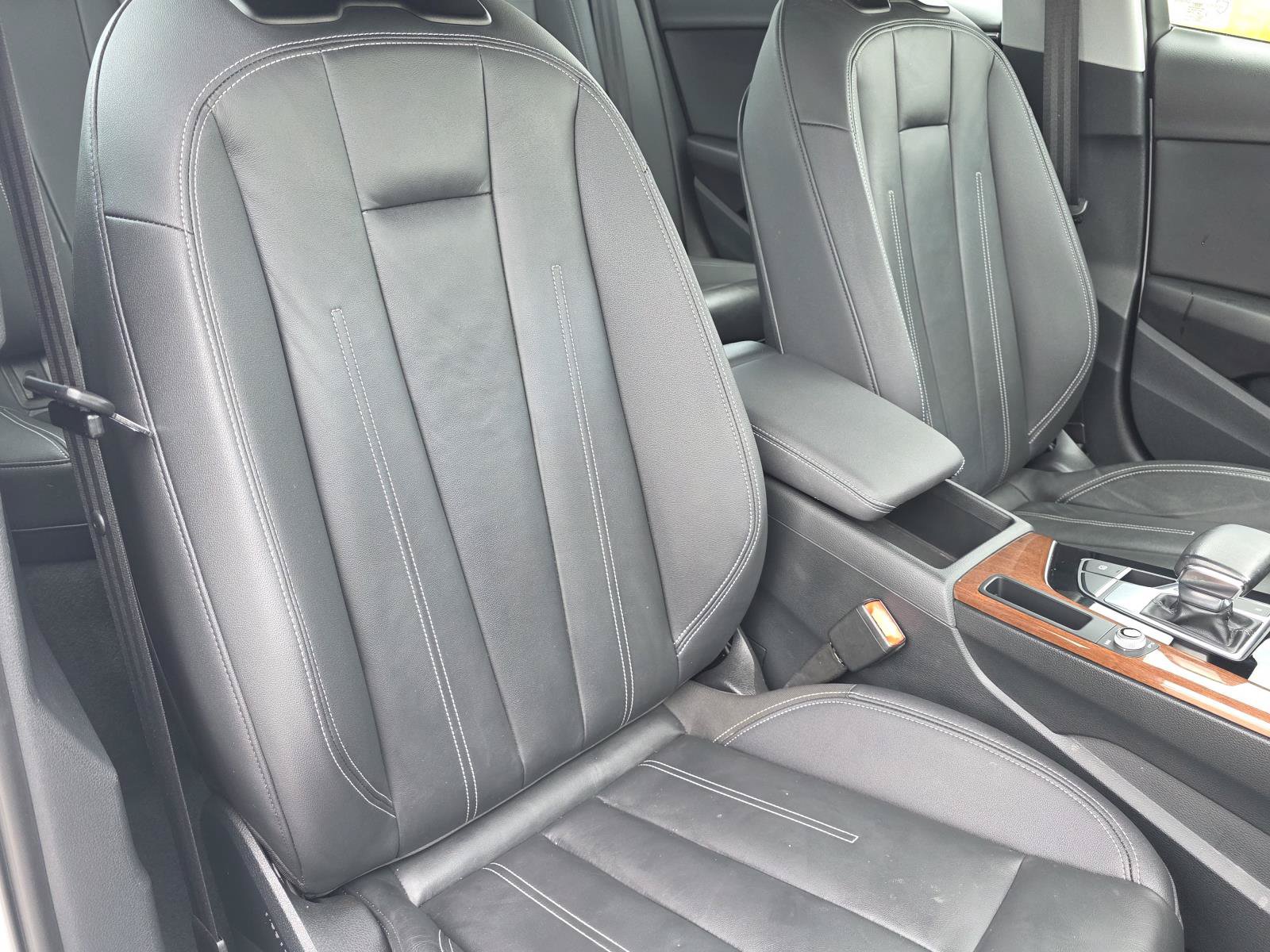Used 2023 Audi A4 2.0T Premium w/ Convenience Package AWD/4WD image 17