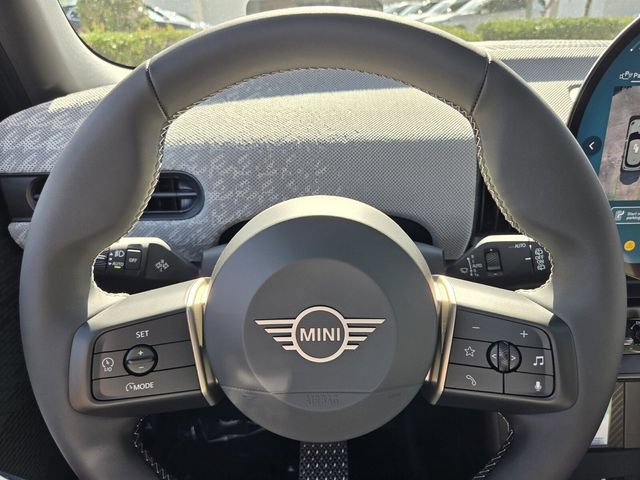 New 2026 MINI Cooper 4-Door Hardtop FWD image 25
