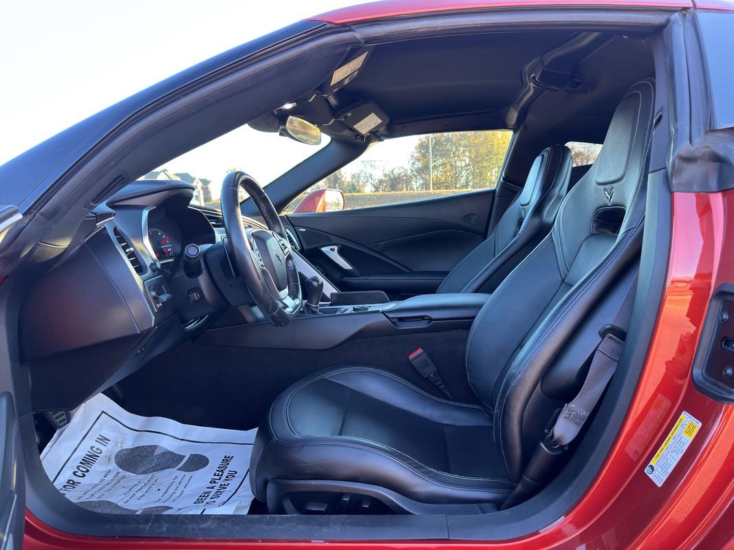 Used 2016 Chevrolet Corvette Stingray Coupe w/ 2LT Preferred Equipment Group image 15