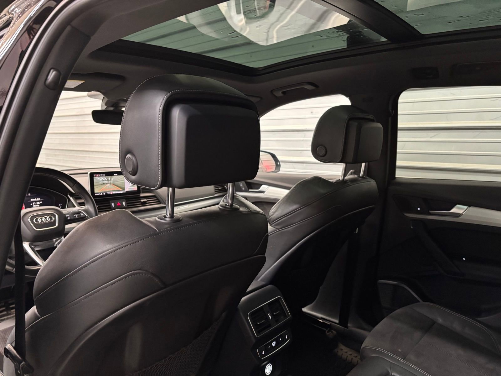 Used 2018 Audi SQ5 Prestige w/ Prestige Package image 22