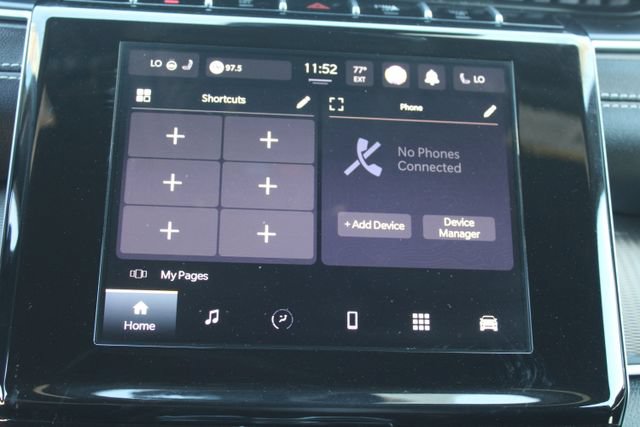 Used 2025 Jeep Grand Cherokee Altitude RWD image 21