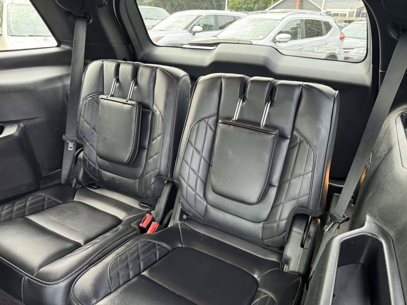 Used 2017 Ford Explorer Platinum AWD/4WD image 10