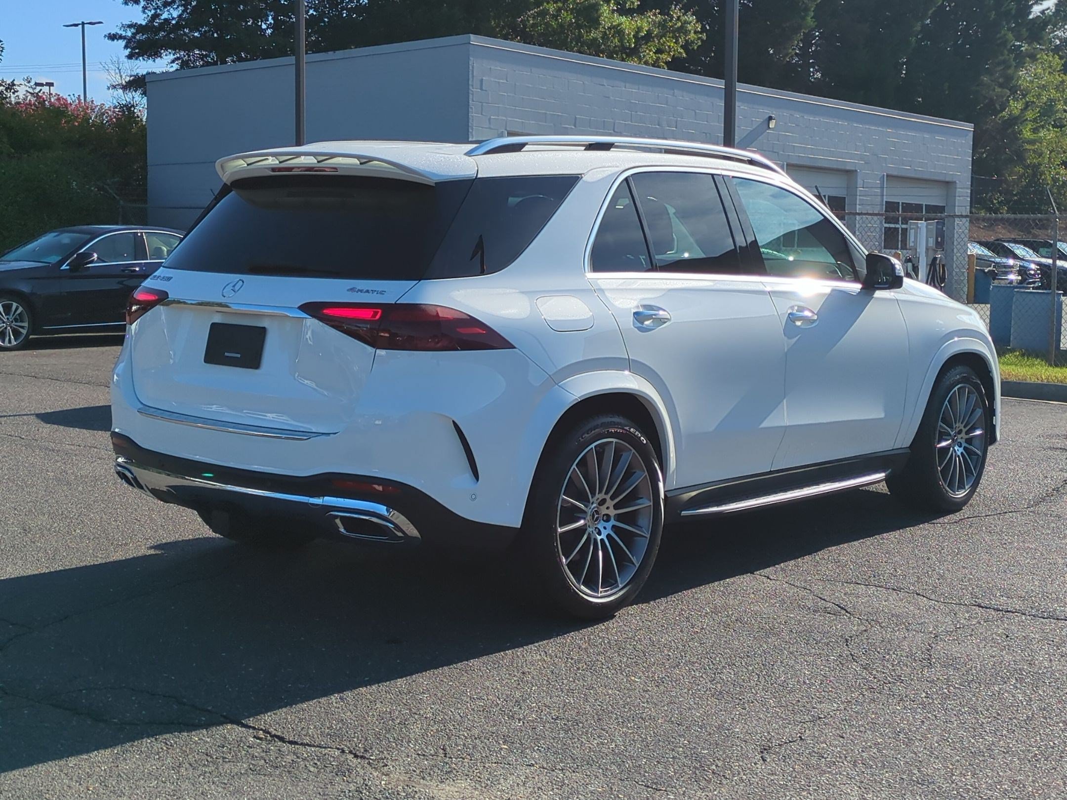 Certified 2024 Mercedes-Benz GLE 450 4MATIC image 3