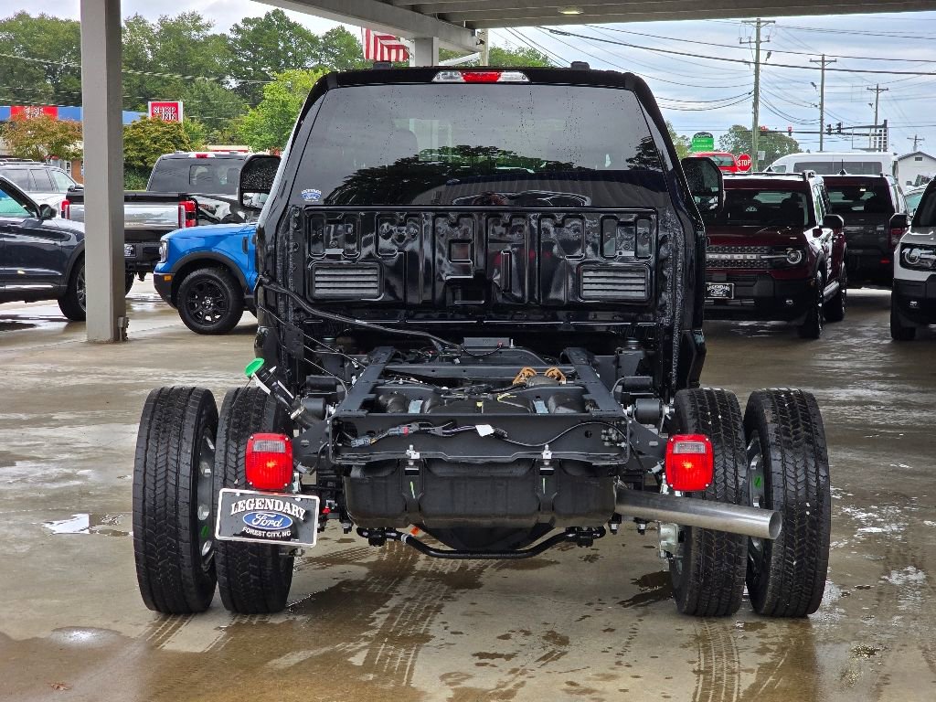 New 2026 Ford F550 4x4 Crew Cab Super Duty image 24