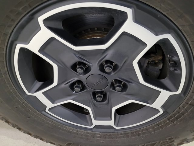 Used 2021 Jeep Gladiator Mojave w/ Dual Top Group image 31