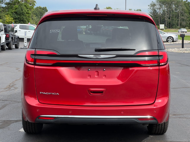 Used 2025 Chrysler Pacifica Select FWD image 48