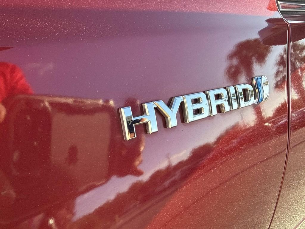 Used 2016 Toyota Camry LE FWD image 13