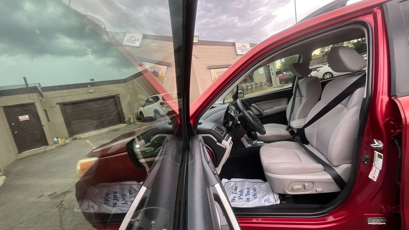 Used 2015 Subaru Forester 2.5i Premium w/ Popular Package #1 AWD/4WD image 18