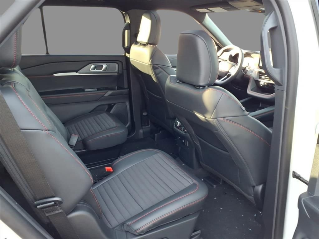 New 2026 Ford Explorer ST-Line AWD/4WD image 11