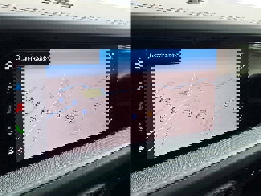 Used 2025 Porsche Cayenne S image 18