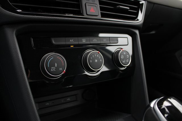 New 2026 Volkswagen Taos S image 7