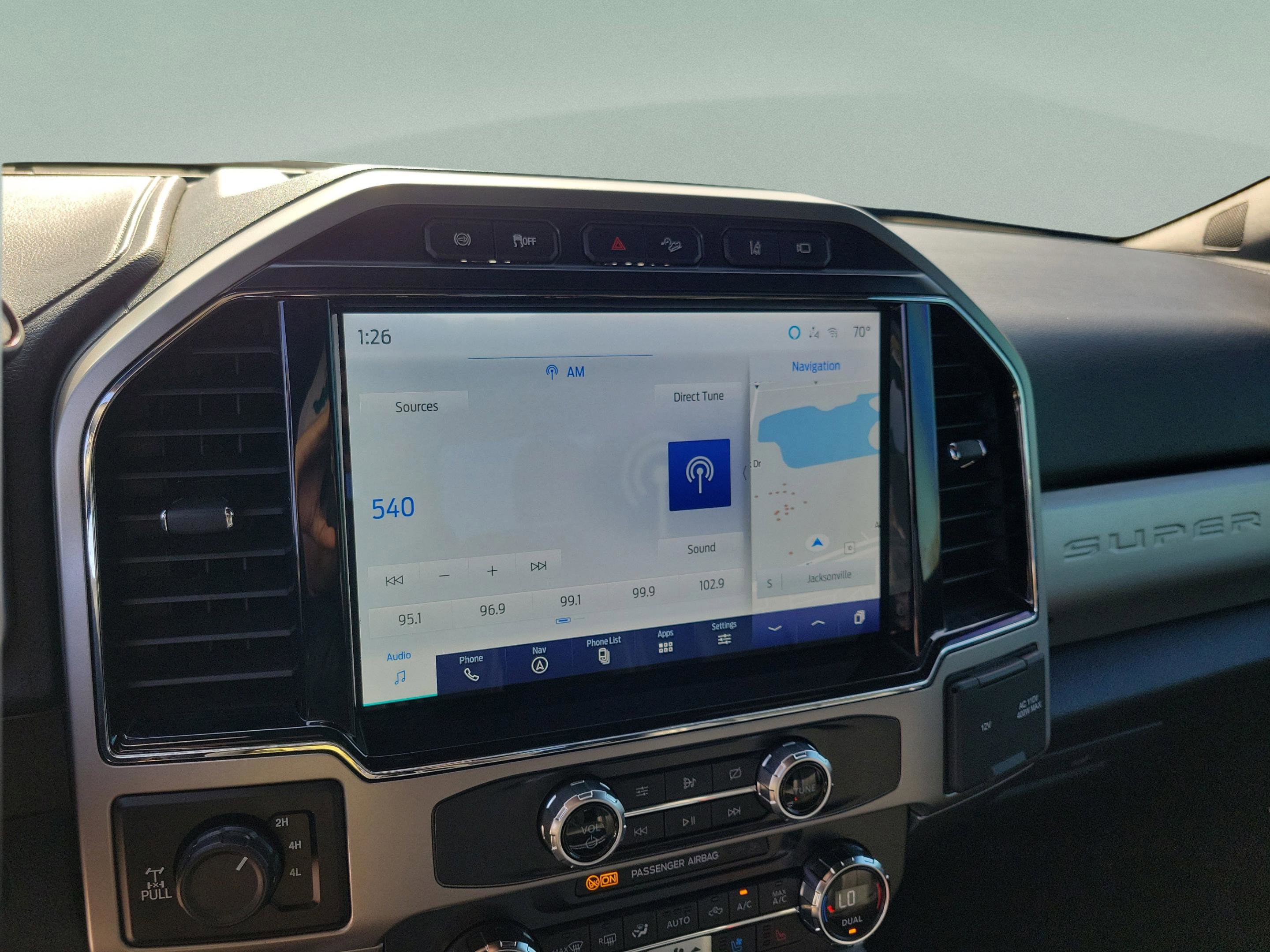 Certified 2022 Ford F350 Lariat w/ Black Appearance Package image 16