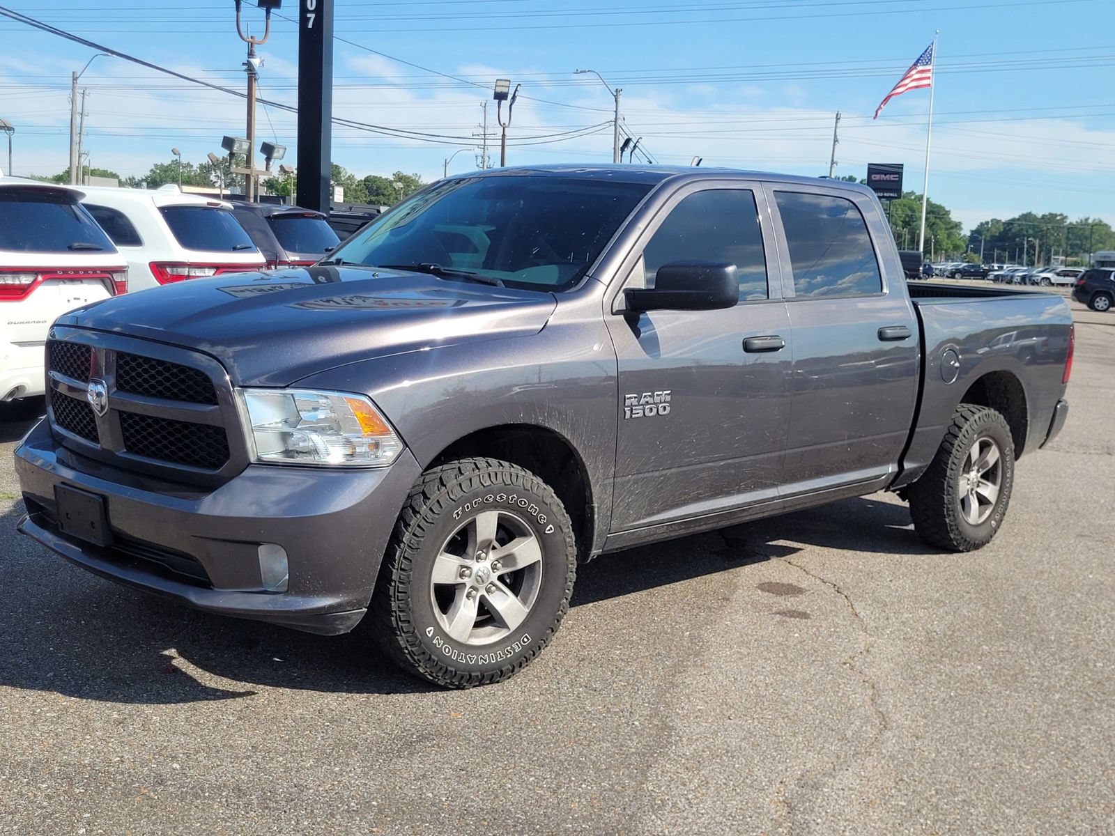 Used 2017 RAM 1500 Express AWD/4WD image 6