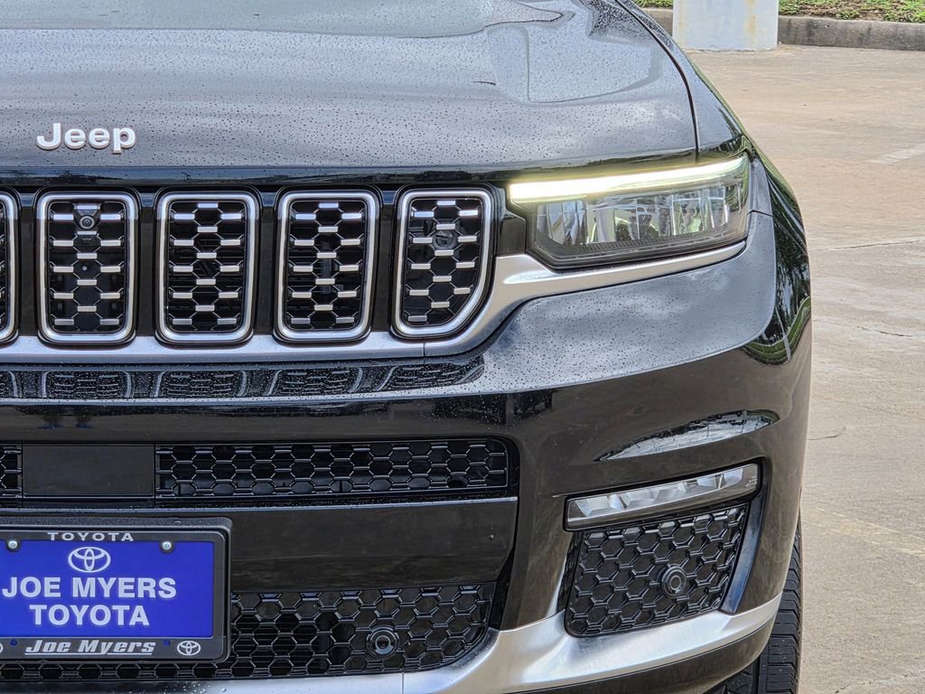 Used 2024 Jeep Grand Cherokee L Summit AWD/4WD image 4