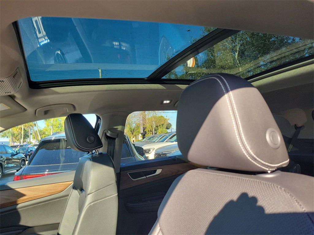 New 2026 Volkswagen Atlas SE image 8