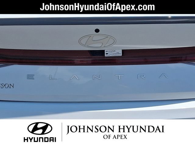 Certified 2025 Hyundai Elantra SEL FWD image 24