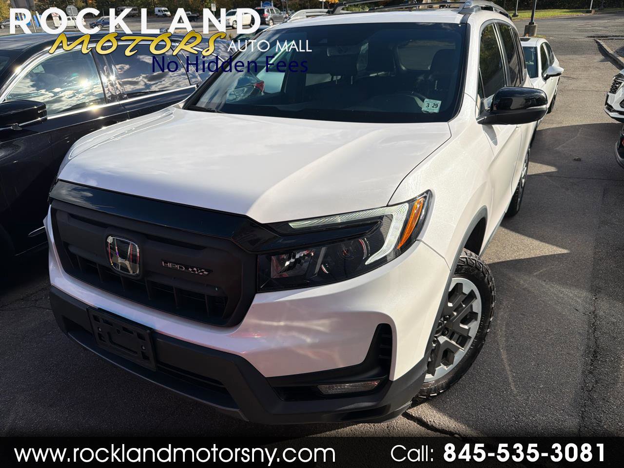 Used 2024 Honda Passport TrailSport image 1
