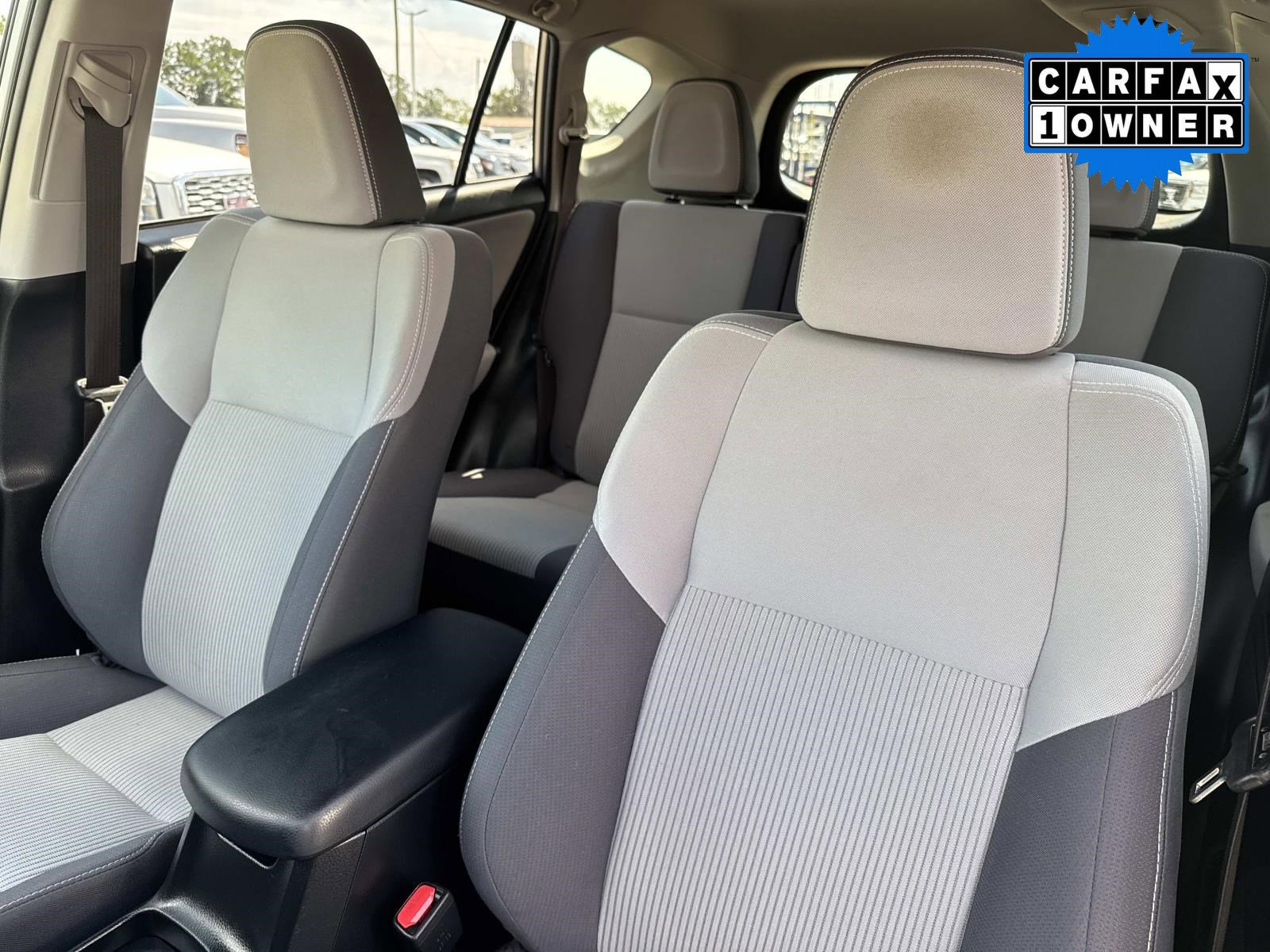 Used 2015 Toyota RAV4 XLE image 21