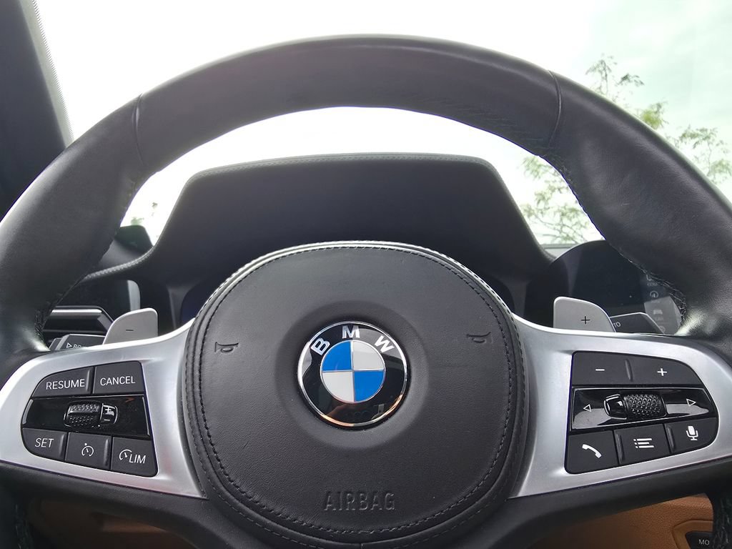Used 2021 BMW 330i xDrive Sedan w/ M Sport Package AWD/4WD image 29