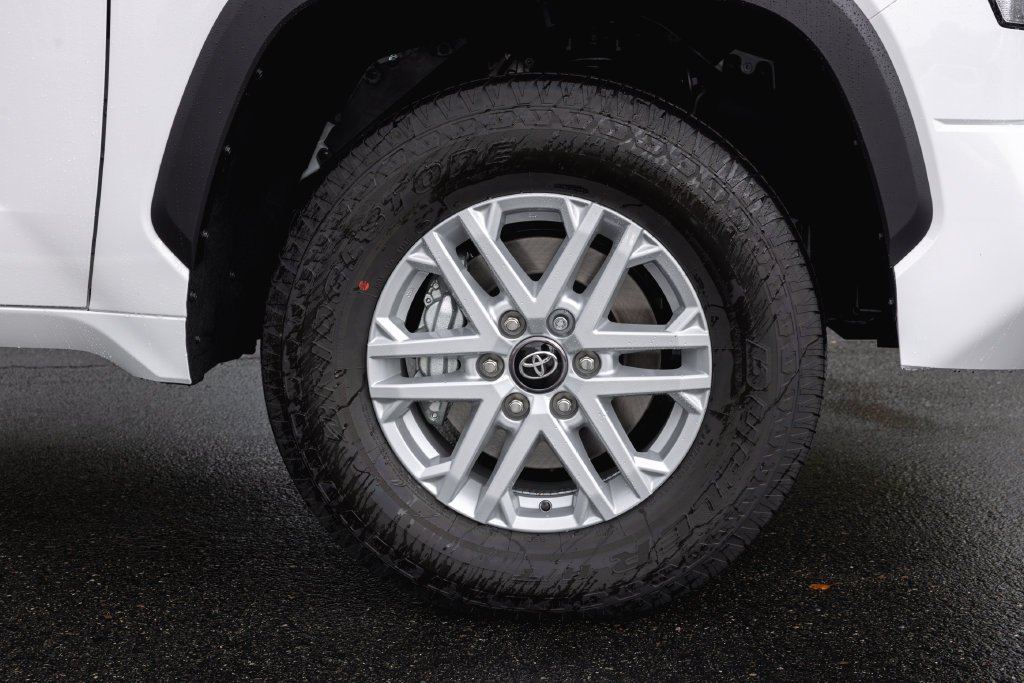 New 2026 Toyota Tundra SR5 RWD image 4