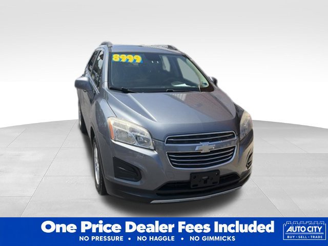 Used 2015 Chevrolet Trax LT w/ LT Sun and Sound Package FWD image 26