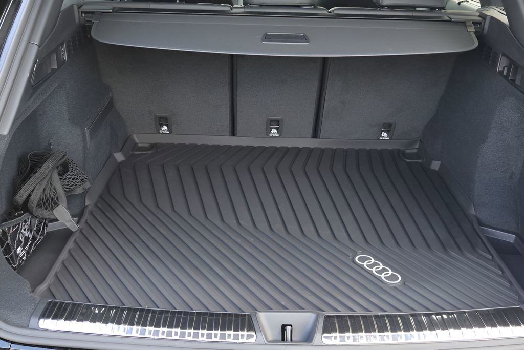 New 2026 Audi SQ5 Premium Plus AWD/4WD image 15