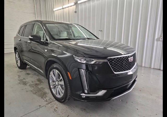 Certified 2025 Cadillac XT6 Premium Luxury image 6