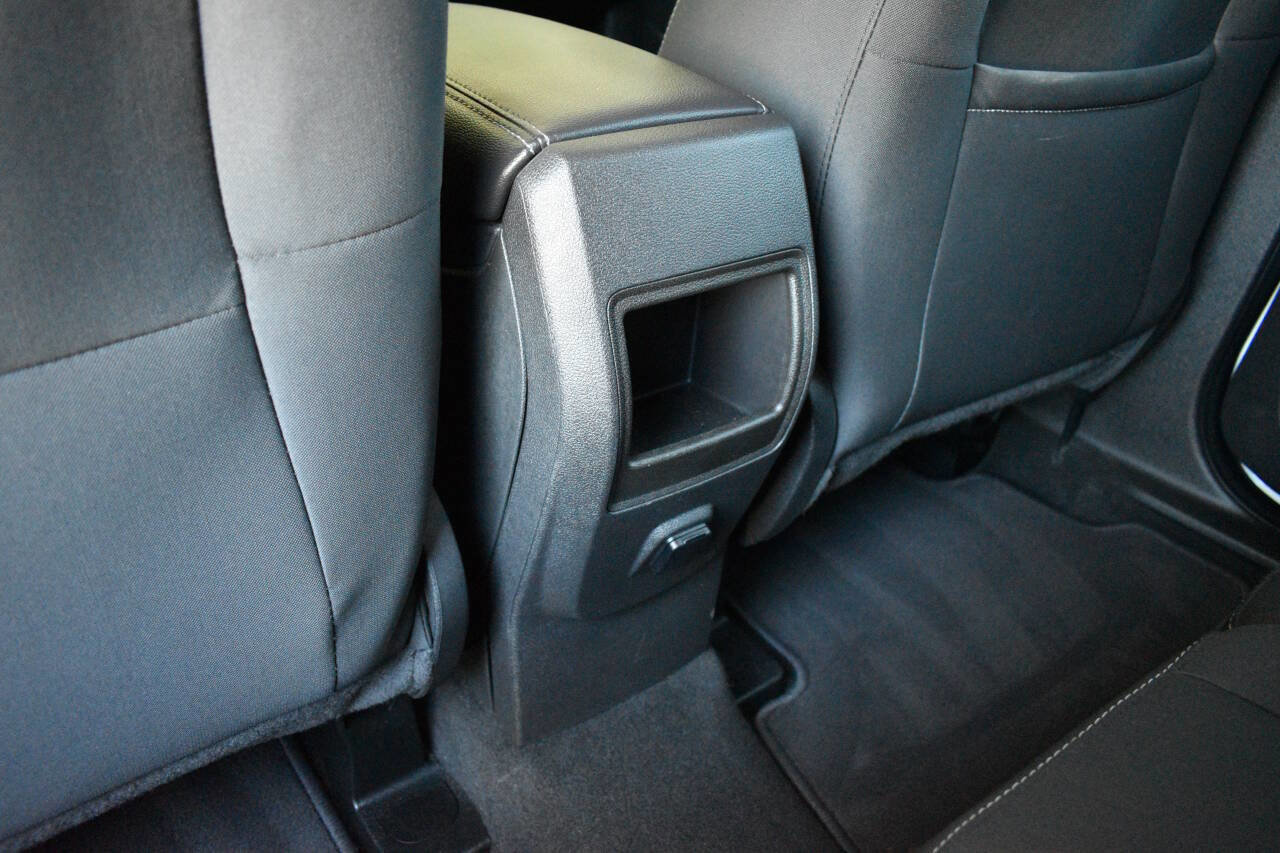 Used 2019 Ford Escape S image 11