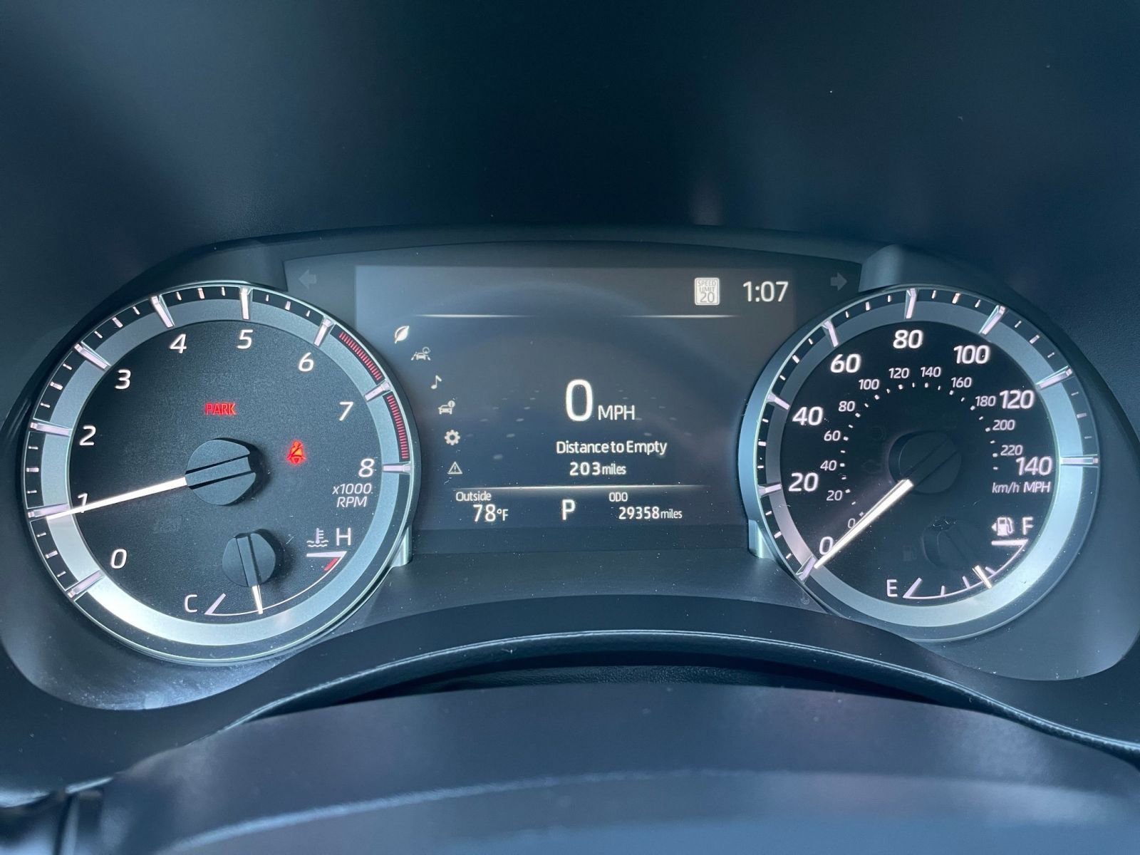 Used 2025 Toyota Highlander LE FWD image 42