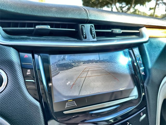 Used 2018 Cadillac XTS Luxury image 25