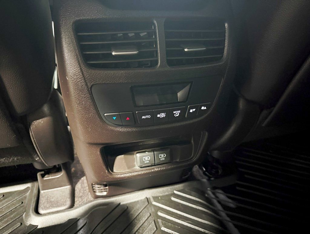 Used 2017 Acura MDX SH-AWD w/ Technology Package image 38