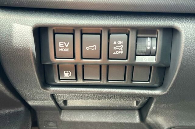 New 2025 Subaru Forester Limited w/ Protection Package (1PH) image 31